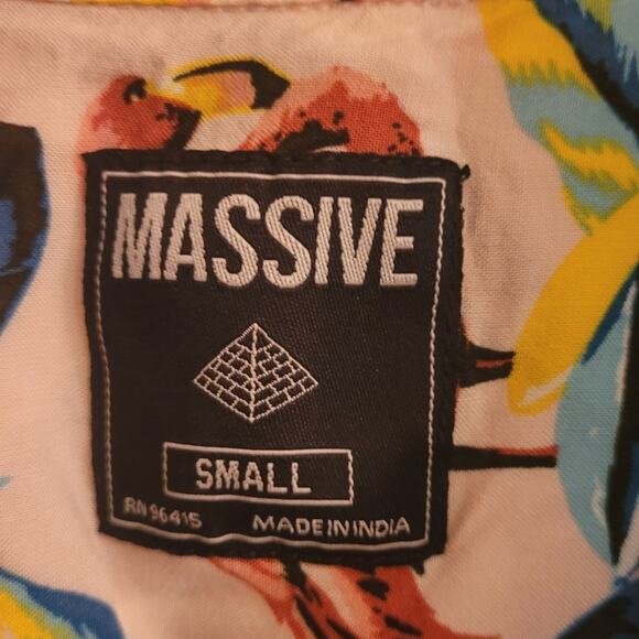 Massive Flamingo Hawaiian Shirt Mens Small - Fun Print Dadcore Nerdy Hipster - Picture 5 of 10